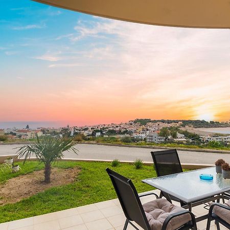 Aristea Apartments Palaiochora Luaran gambar