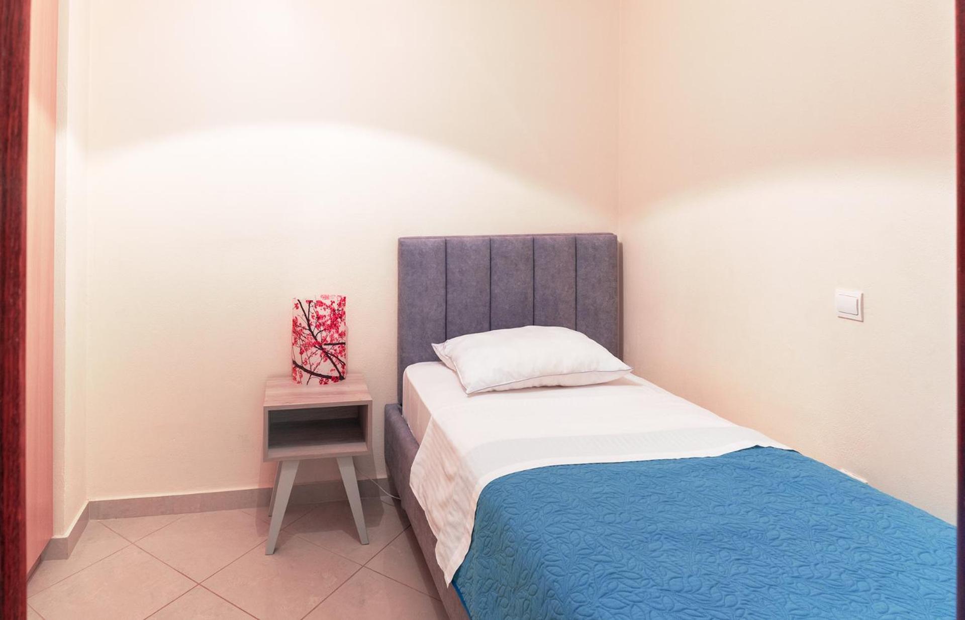 Aristea Apartments Palaiochora Luaran gambar