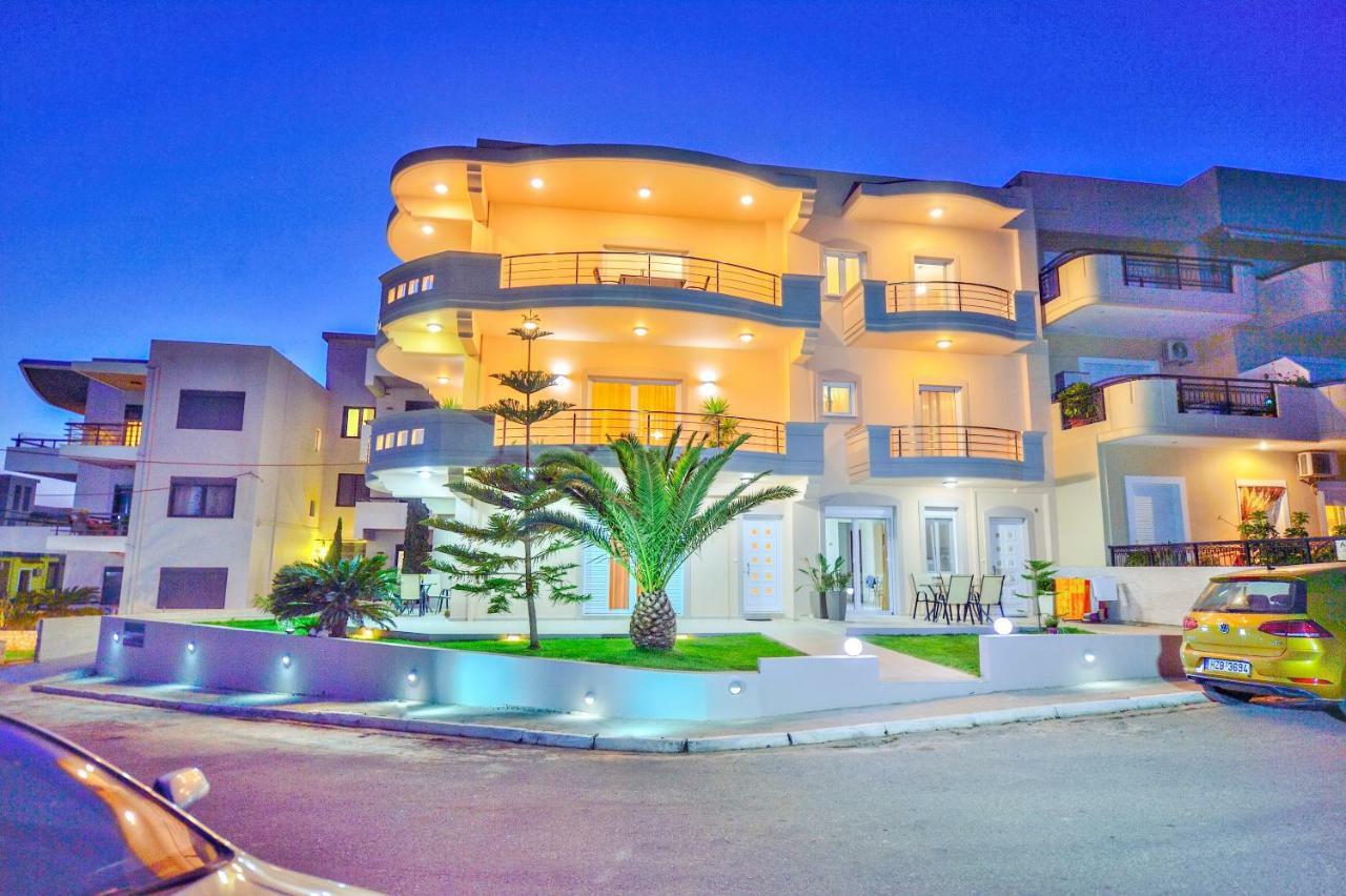 Aristea Apartments Palaiochora Luaran gambar