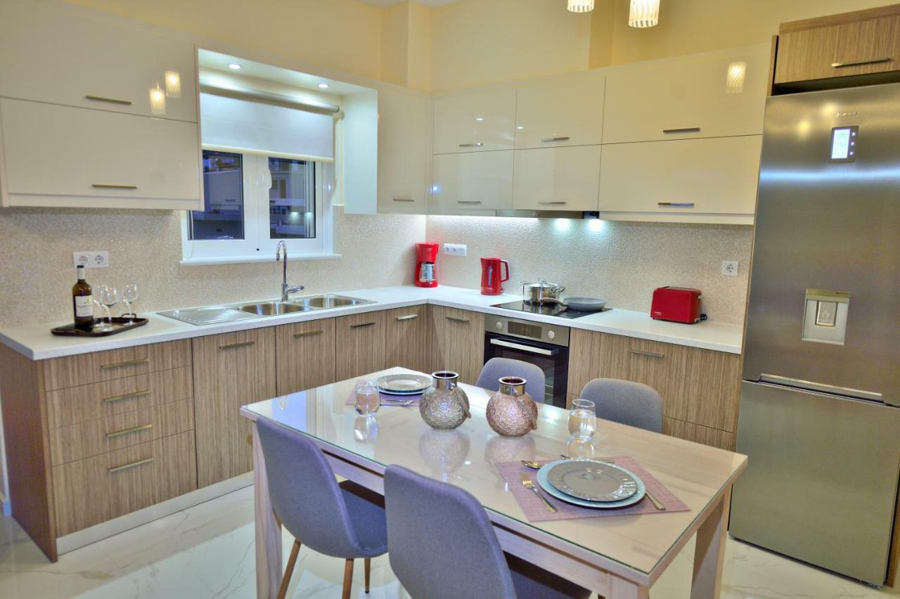 Aristea Apartments Palaiochora Luaran gambar