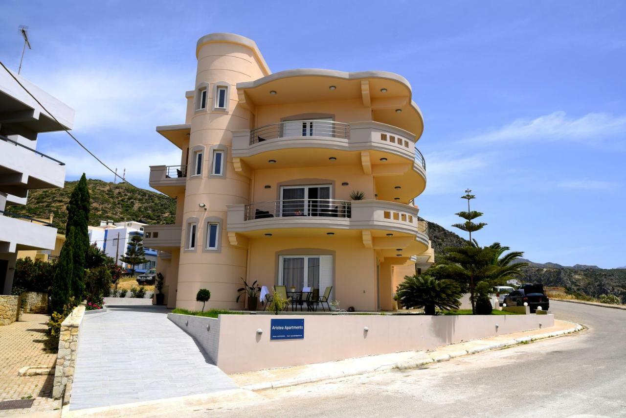 Aristea Apartments Palaiochora Luaran gambar
