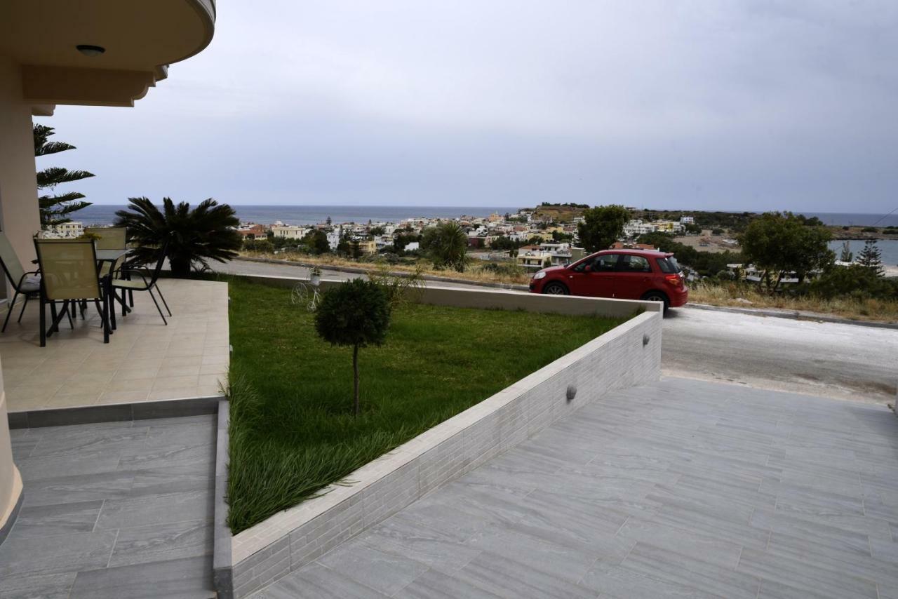 Aristea Apartments Palaiochora Luaran gambar