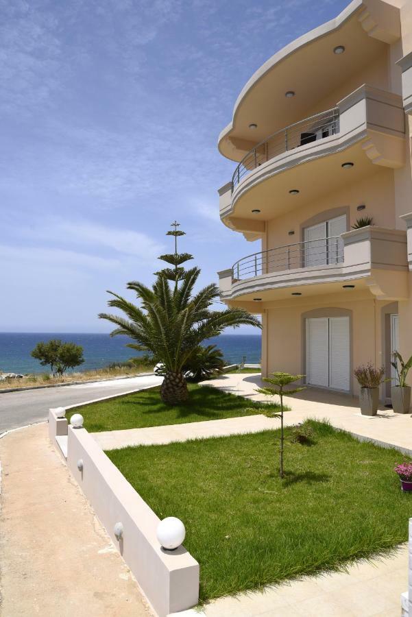 Aristea Apartments Palaiochora Luaran gambar