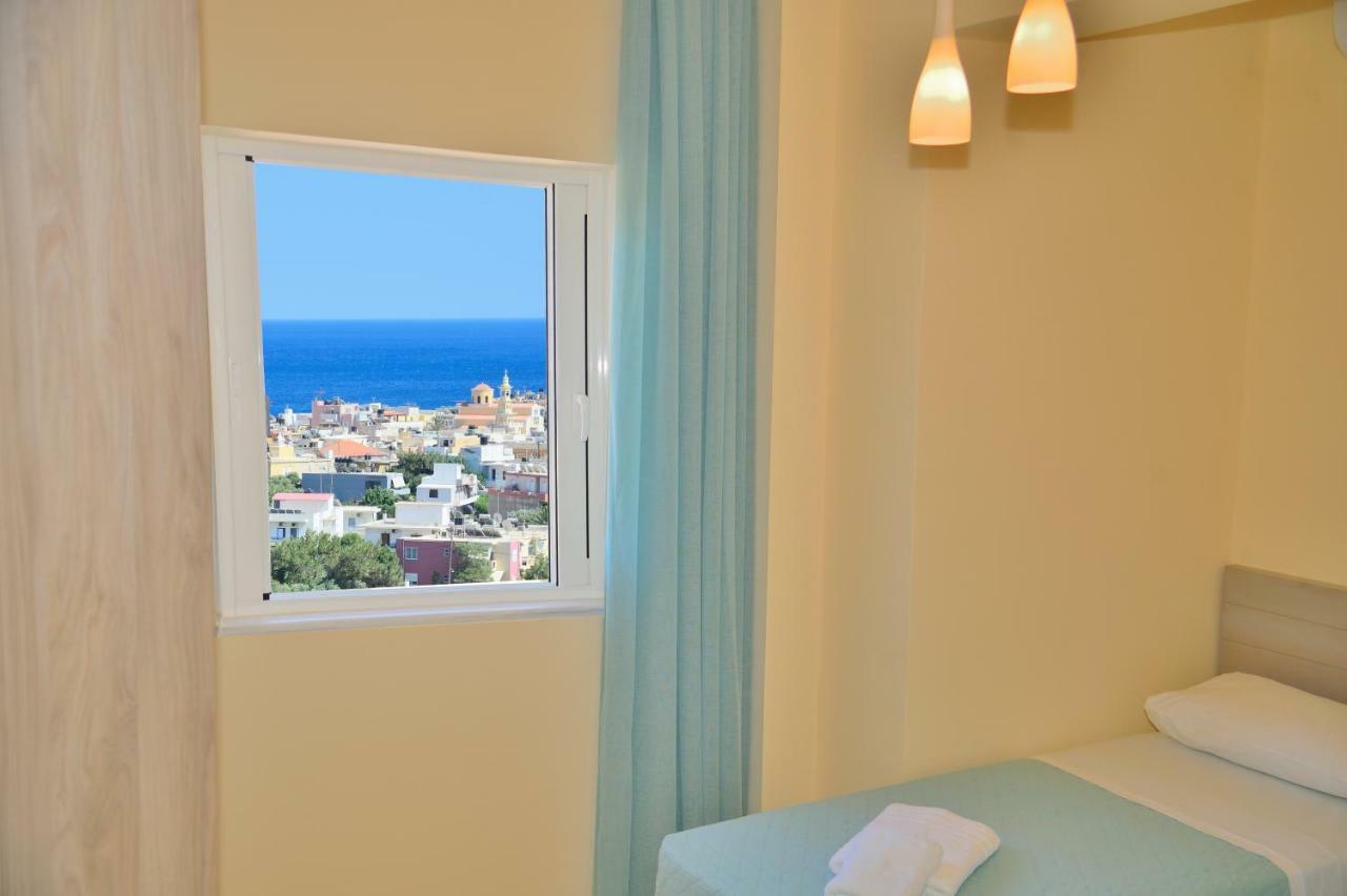 Aristea Apartments Palaiochora Luaran gambar